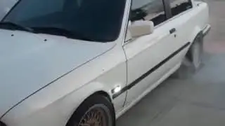 Bmw e30 325i buen out