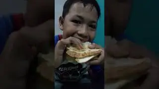 Aku nggak punya saos!