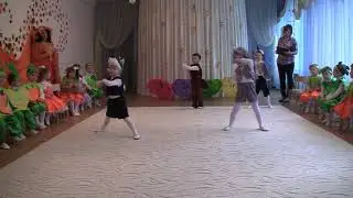 Детский утренник лесички и ежика | Дим Дань
