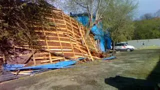 Сдуло крышу 1