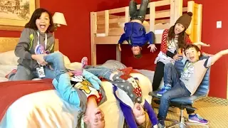 CRAMPED DISNEYLAND HOTEL TOUR