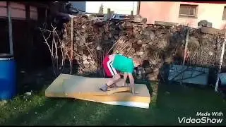 Frontflipy z kůlny