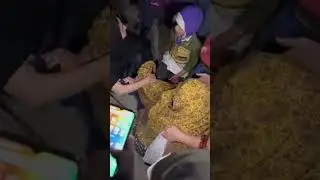 #ZartajGulwazir Apne logo per tashaddud ke baad un ke sath ro rahi hai