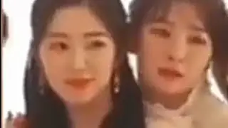 {Seulrene} - More than friend