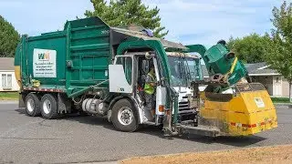 Freightliner Condor - Wittke Starlight w/ The Curotto-Can II