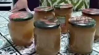 яблочное повидло.оооочень вкусно.