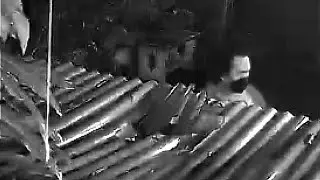 Maling Motor Terekam CCTV