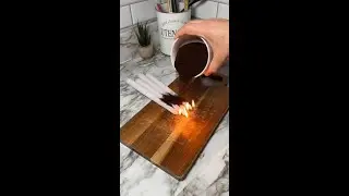 Sprinkle coffee powder on a candle, and the results will leave you speechless! 🕯✨