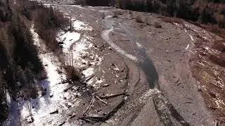 DJI Mavic Air - Carbon River