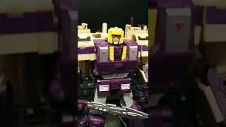 Transformers Legacy Blitzwing quick review 