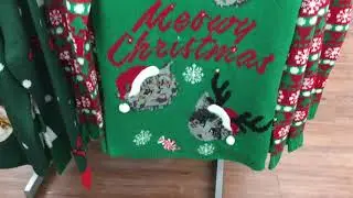 В предвкушении Рождества.Елка в сити,UGLY SWEATERS и CHINESE BAG(кот в мешке)!