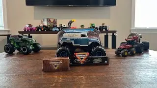 Retro Grave Digger Vs Grave Digger Monster Jam! One does not make it past the challenge!