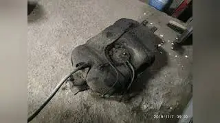 Снял бак. Опель Фронтера 2.3 дизель
