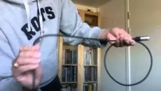 How to wrap a microphone cable