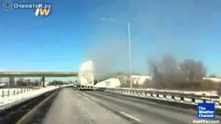 Фура сбросила балласт