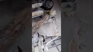 Как выбить рулевую тягу со стойки амортизатора Ваз 2109