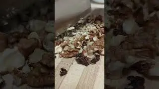 Chopping wallnuts