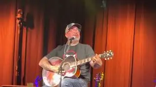 Aaron Lewis - They Call Me Doc (Live) CreatiVets