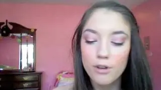 Summer Coral/Neutral Look using Coastal Scents