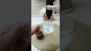 Cappuccino maker with Ozon Cappuccino without coffee machine