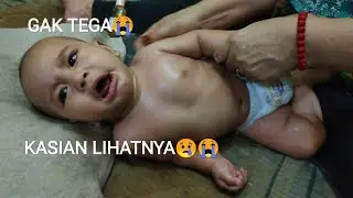 Bayi Pijat Umur 5 bulan