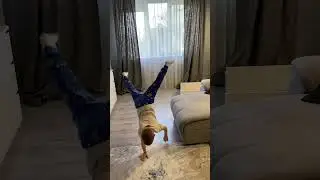 Учусь ходить на руках 