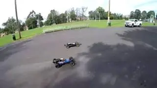 Losi 5T vs 1/5 Rovan Buggy DRAG Race