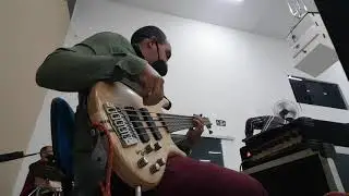 TOCANDO BAIXO NA IGREJA (HC 300)🎧