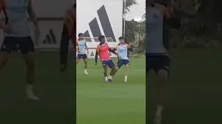 On repeat! 🔥 The magic of Arda Güler during Real Madrid's training session 🪄