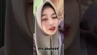 CEWEK CANTIK PIPIS DI TOILET BELAKANG RUMAH