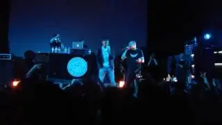 OXXXYMIRON позвал ФАНАТА на сцену и спел с ним