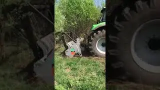 Мульчер FAE UMM/DT-250 с трактором Deutz-Fahr