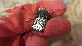 В ЭТОМ НЕ ПРИËМНОМ РЕЛЕ НАХОДИТСЯ СЕРЕБРО!!!!!!!!!
