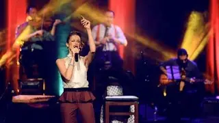 Karolina Goceva - Smej mi se smej (live)
