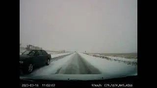 И за таких дебилов, могут пострадать невинные люди🤬