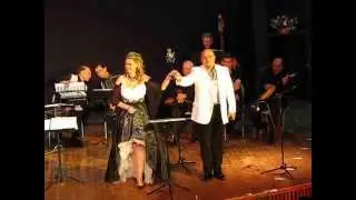 Julia Masti-Moroz & Pavel Aronovsky _ Luna (Alessandro Safina)