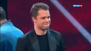 Кузя (Виталий Гогунский) из универа поёт весь зал замер!!!