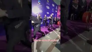Шоу на червоній доріжці!