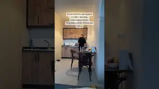 Чешет жопу и готовит завтрак