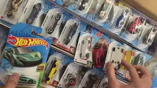ДЕРБАНИМ КОРОБКУ Hot Wheels в Магните! Охота за Хот Вилс!
