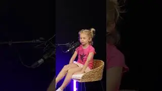 Brandon Heath's Daughter Palmer Shares Her Magical Moment: Meeting Anna & Elsa #shorts #frozen #kids