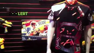 zooLert - Nerf Dart Tag 2011 - SWARMFIRE and more!  New York Toy Fair