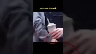 jimin touched jks talalala 😆 