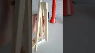 мини холст, и мини мольберт.🖼️