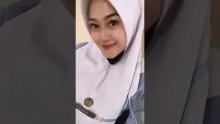 BUNYI KENTUT CEWEK CANTIK DI KAMPUS 