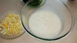 ЛЕНИВЫЕ ПИРОЖКИ с луком и яйцом или оладьи с начинкой! вкусный завтрак за 10 минут
