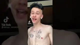ДАНЯ МИЛОХИН заигрывает с голым торсом
