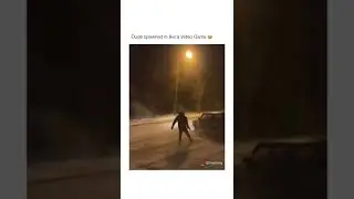 Dude spawned in like in video game🤣