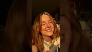 мой шок в шоке услышать эту песню спустя много лет и помнить слова наизусть 