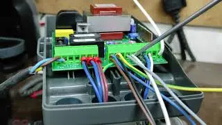 How to install a photocell transmitter and receiver